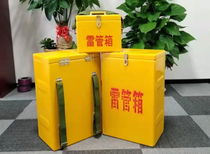 甘德如何防止雷管箱炸药箱等矿用物品生锈？
